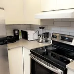 Bright And Spacious Basement Unit In Montreal